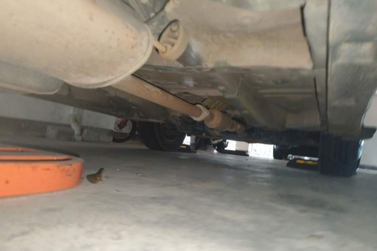 Used BYD S6 2011 2.0L Manual Luxury Version Chassis Rear Right