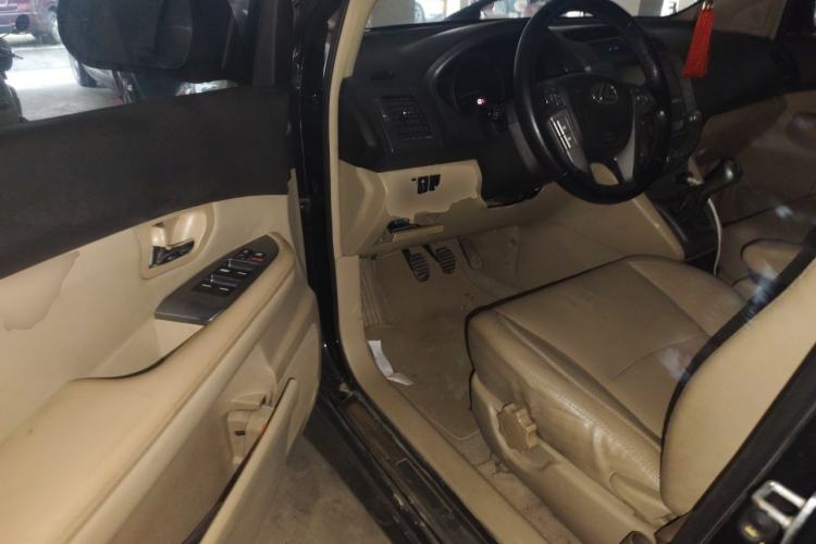 Used BYD S6 2011 2.0L Manual Luxury Version Driver Seat