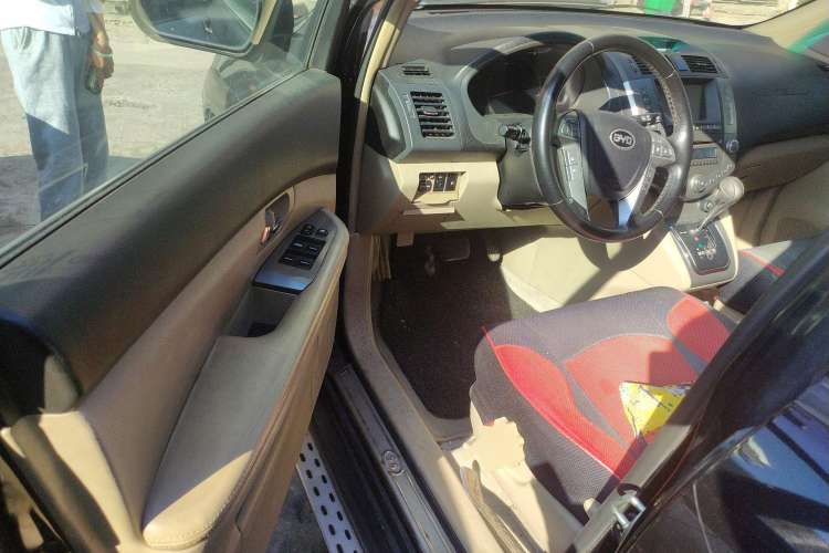 Used BYD S6 2011 2.4L Automatic Luxury Edition Driver Seat