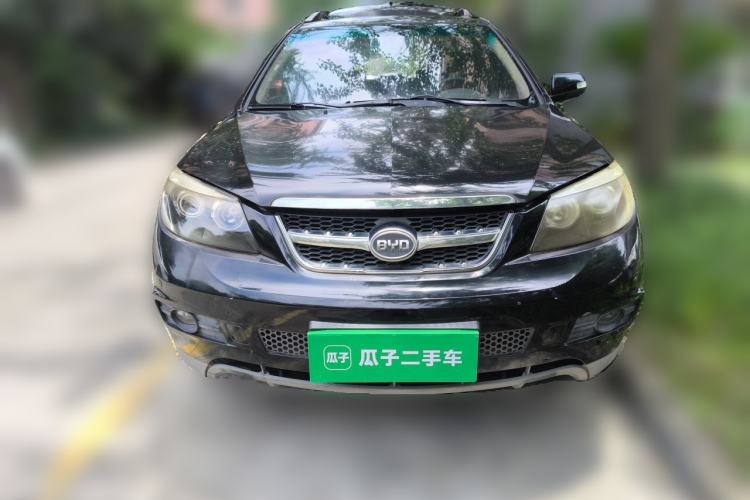 Used BYD S6 2011 2.0L Manual Luxury Version Front
