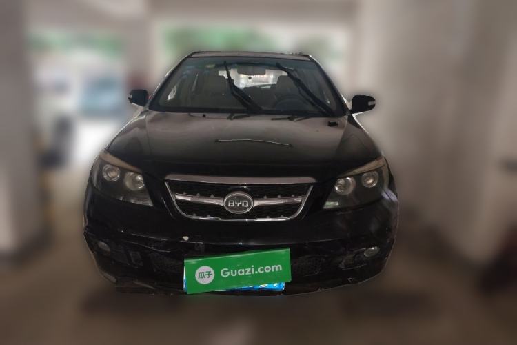 Used BYD S6 2011 2.0L Manual Luxury Version Front