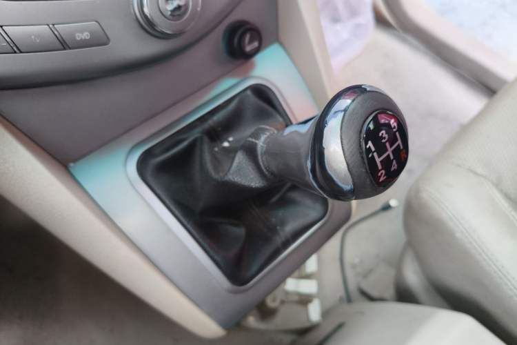 Used BYD S6 2011 2.0L Manual Luxury Version Gear Lever