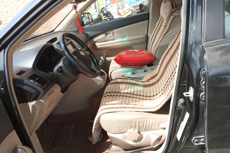 Used BYD S6 2011 2.0L Manual Luxury Version Left Front Seat