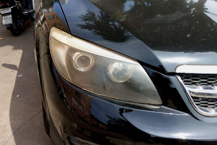 Used BYD S6 2011 2.0L Manual Luxury Version Right Front Headlight