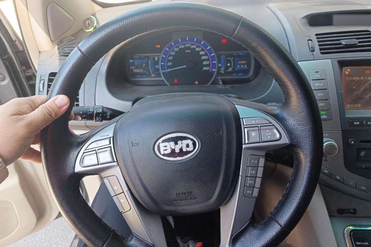 Used BYD S6 2011 2.4L Automatic Luxury Edition Steering Wheel
