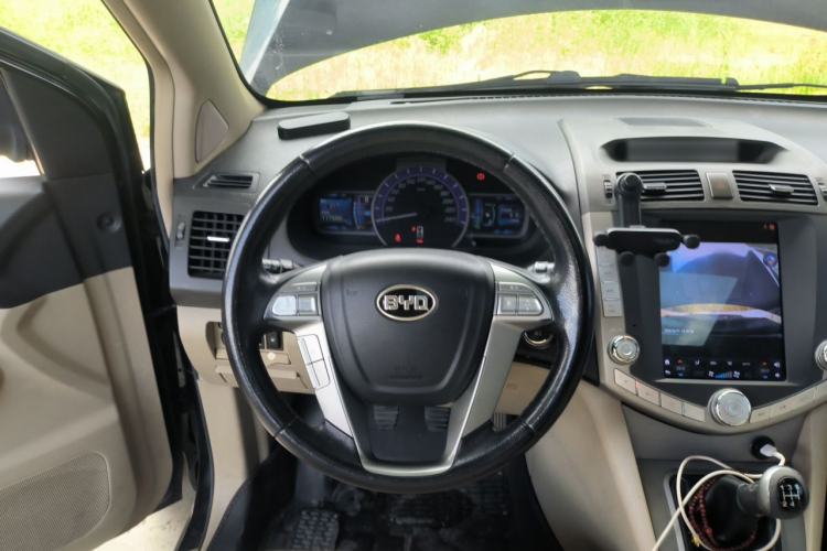 Used BYD S6 2011 2.0L Manual Luxury Version Steering Wheel
