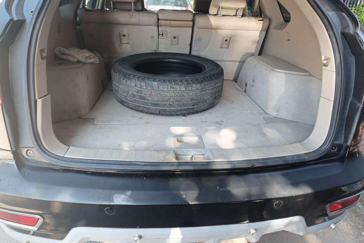 Used BYD S6 2011 2.4L Automatic Luxury Edition Trunk