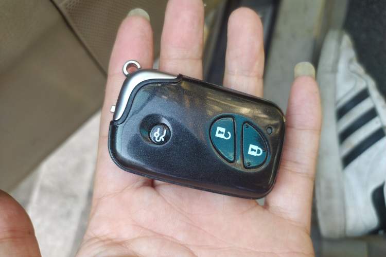 Used BYD S6 2011 2.4L Automatic Luxury Edition Vehicle Key