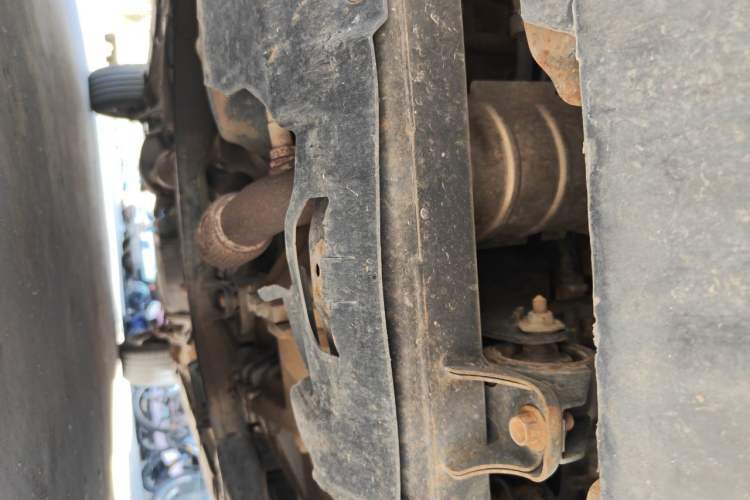 Used BYD S6 2011 2.0L Manual Luxury Edition Chassis Front
