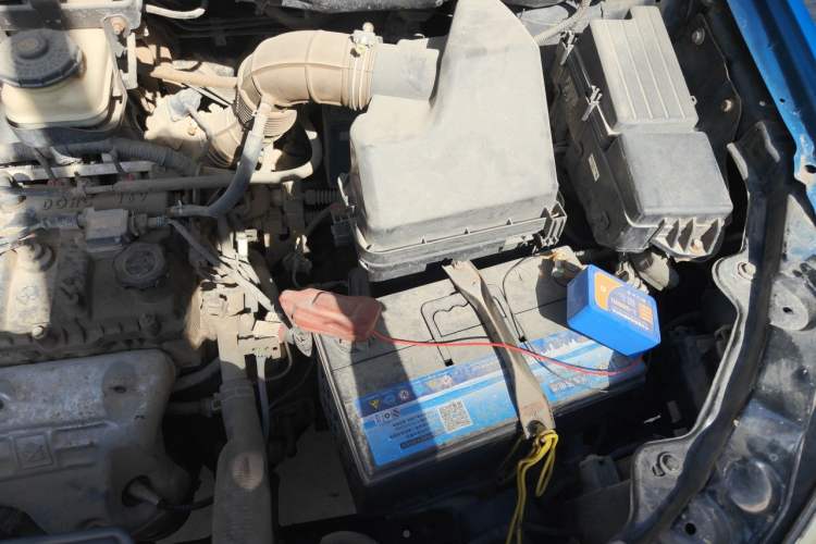 Used BYD S6 2011 2.0L Manual Luxury Edition Engine Bay Left