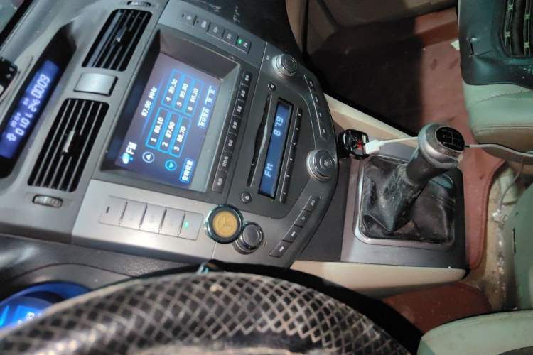 Used BYD S6 2011 2.0L Manual Luxury Version Audio And AC Panel