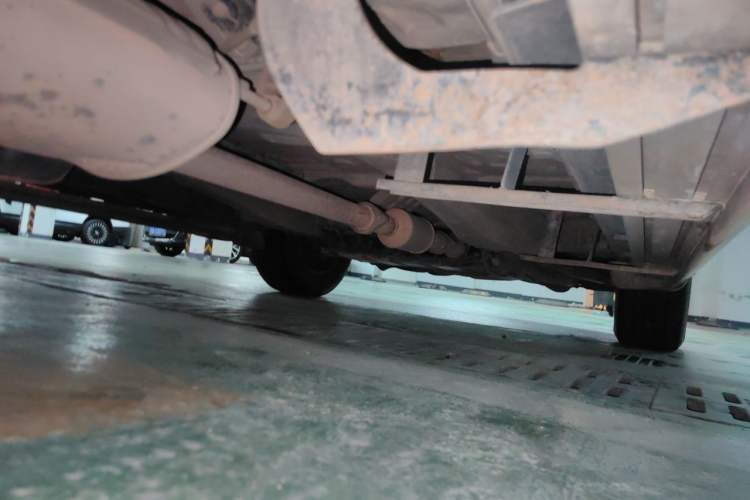 Used BYD S6 2011 2.0L Manual Luxury Version Chassis Rear Right