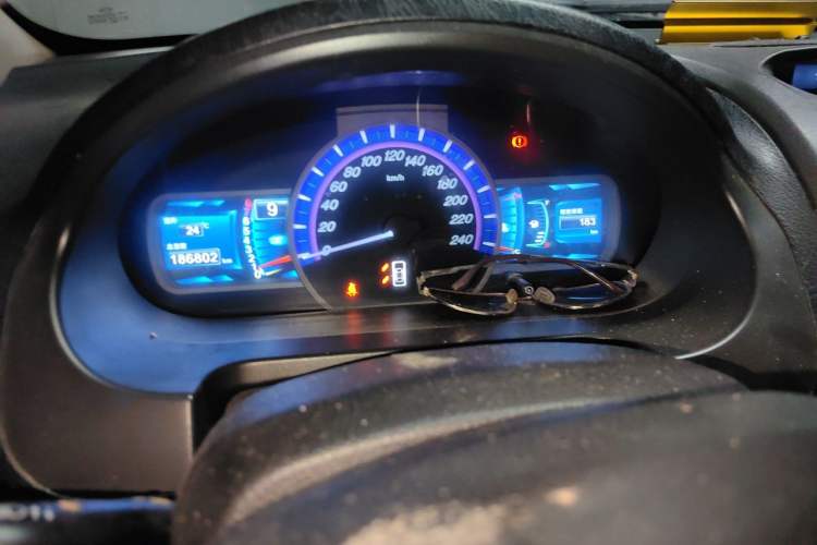 Used BYD S6 2011 2.0L Manual Luxury Version Instrument Cluster