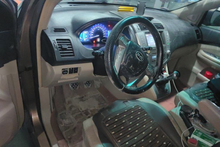Used BYD S6 2011 2.0L Manual Luxury Version Steering Wheel