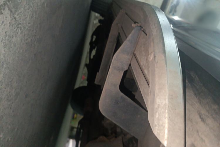 Used BYD S6 2011 2.0L Manual Luxury Version Chassis Front Right