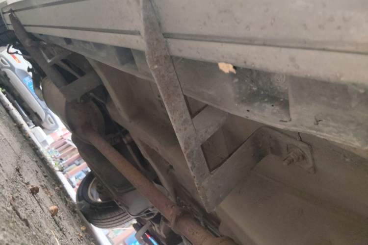 Used BYD S6 2011 2.0L Manual Luxury Edition Chassis Front Right