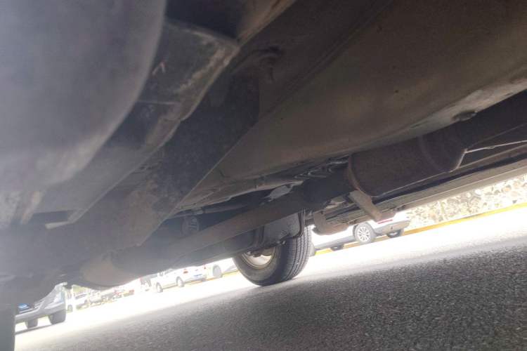 Used BYD S6 2011 2.0L Manual Luxury Edition Chassis Front Right