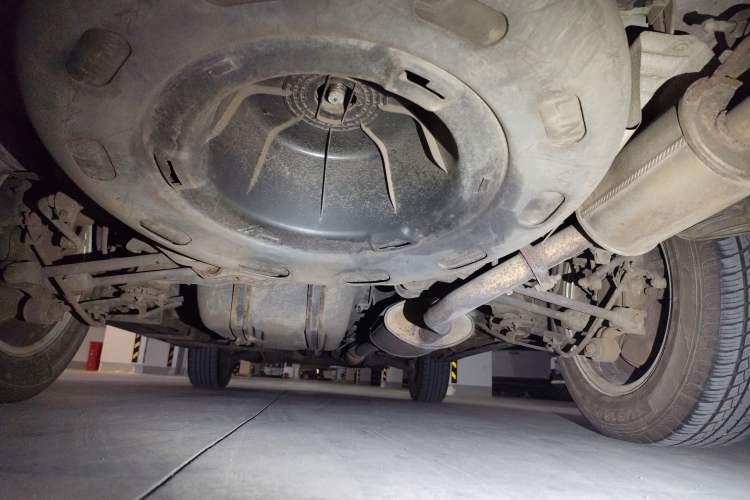 Used BYD S6 2011 2.0L Manual Luxury Version Chassis Rear
