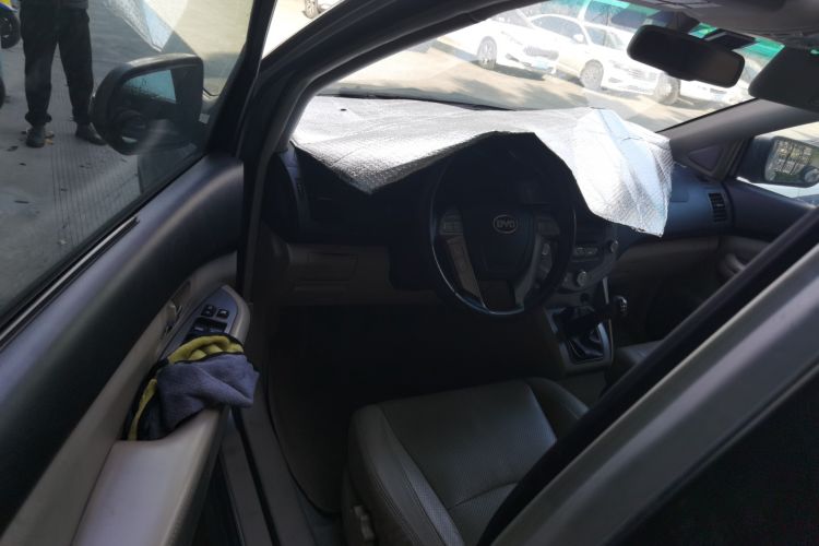 Used BYD S6 2011 2.0L Manual Luxury Version Driver Seat