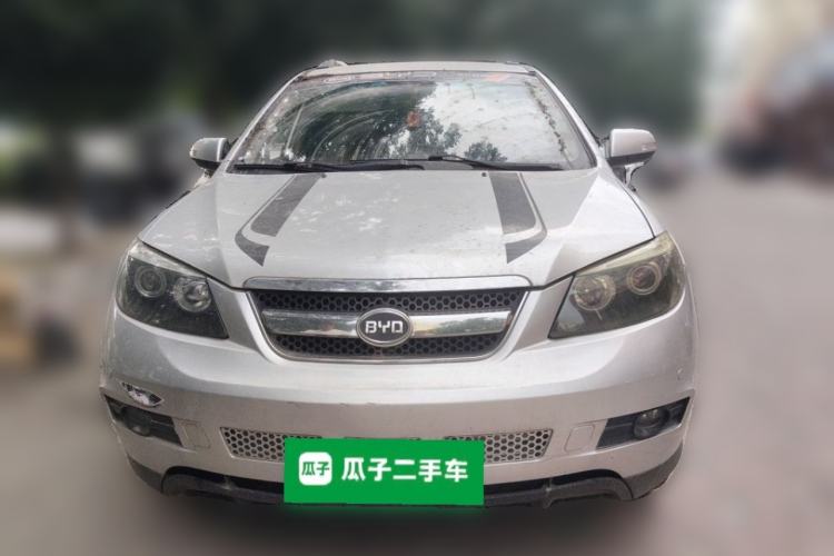 Used BYD S6 2011 2.0L Manual Luxury Edition Front