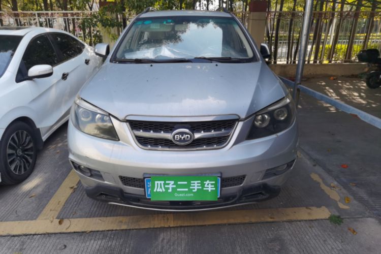 Used BYD S6 2011 2.0L Manual Luxury Version Front