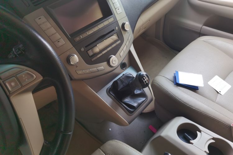 Used BYD S6 2011 2.0L Manual Luxury Version Gear Lever