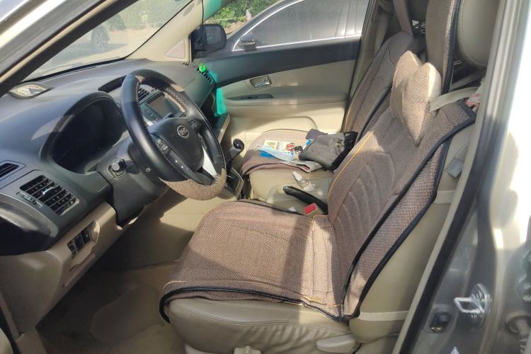 Used BYD S6 2011 2.0L Manual Luxury Edition Left Front Seat