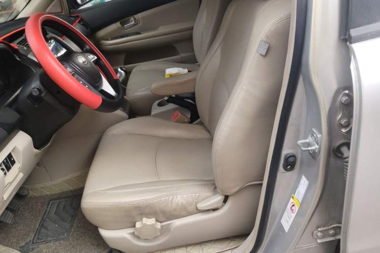 Used BYD S6 2011 2.0L Manual Luxury Edition Left Front Seat