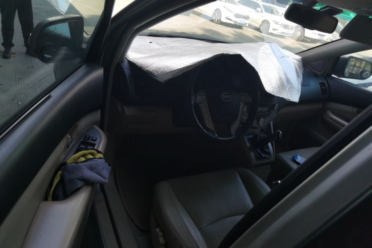 Used BYD S6 2011 2.0L Manual Luxury Version Left Front Seat