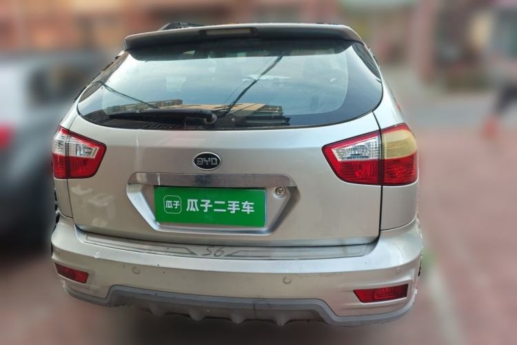 Used BYD S6 2011 2.4L Automatic Luxury Edition Rear