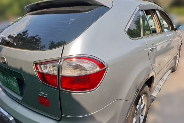 Used BYD S6 2011 2.0L Manual Luxury Edition Rear Right 45 Deg