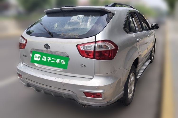 Used BYD S6 2011 2.0L Manual Luxury Edition Rear Right 45 Deg