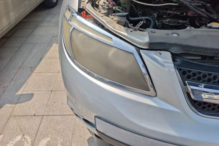 Used BYD S6 2011 2.0L Manual Luxury Edition Right Front Headlight
