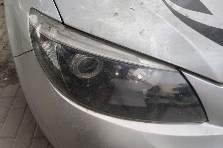 Used BYD S6 2011 2.0L Manual Luxury Edition Right Front Headlight