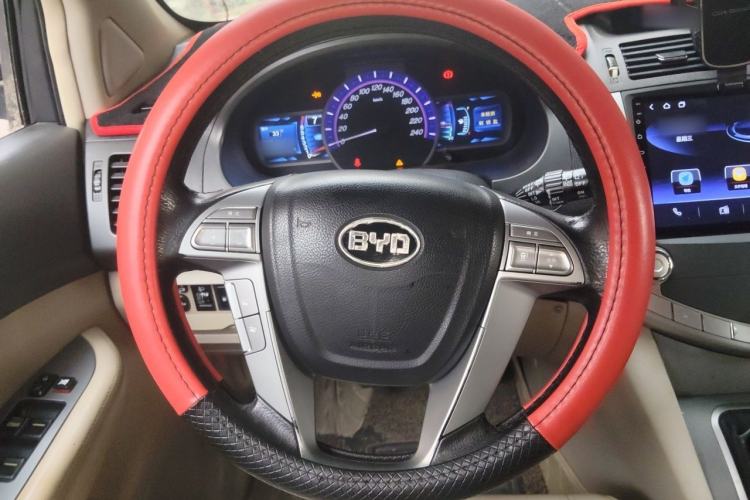 Used BYD S6 2011 2.0L Manual Luxury Edition Steering Wheel
