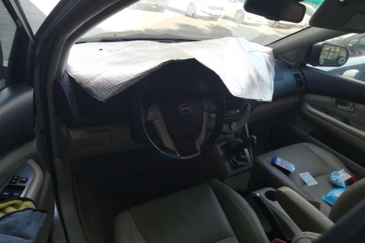 Used BYD S6 2011 2.0L Manual Luxury Version Steering Wheel