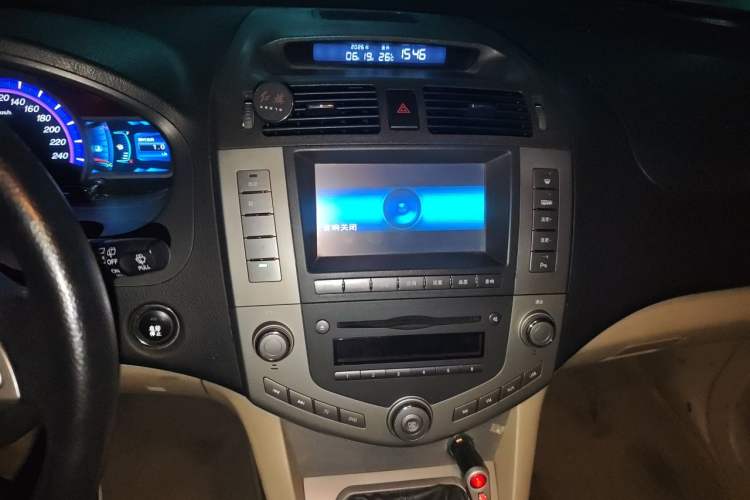 Used BYD S6 2011 2.0L Manual Luxury Version Audio And AC Panel