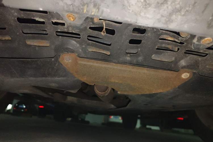 Used BYD S6 2011 2.0L Manual Luxury Version Chassis Front