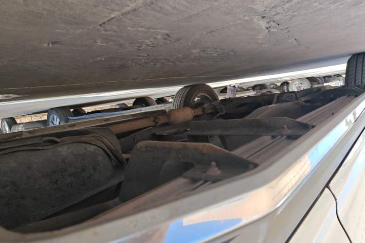 Used BYD S6 2011 2.0L Manual Luxury Version Chassis Rear Left