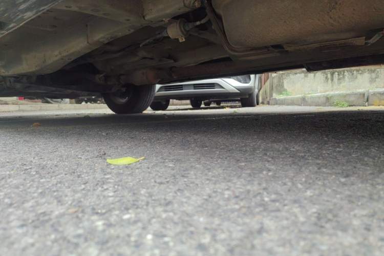 Used BYD S6 2011 2.0L Manual Luxury Version Chassis Rear Left