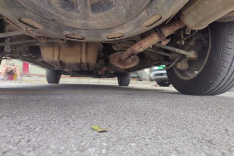 Used BYD S6 2011 2.0L Manual Luxury Version Chassis Rear