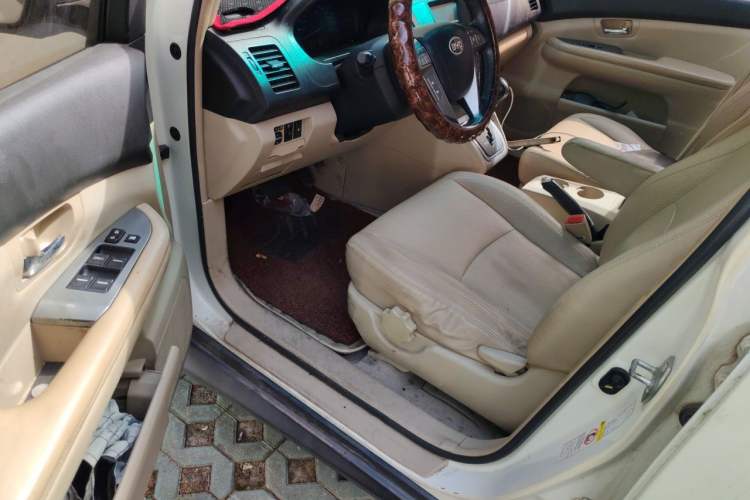 Used BYD S6 2011 2.4L Automatic Luxury Edition Driver Seat