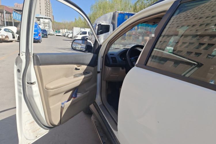 Used BYD S6 2011 2.0L Manual Luxury Version Driver Seat