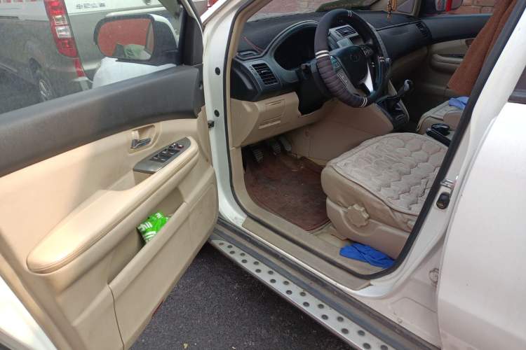 Used BYD S6 2011 2.0L Manual Luxury Version Driver Seat