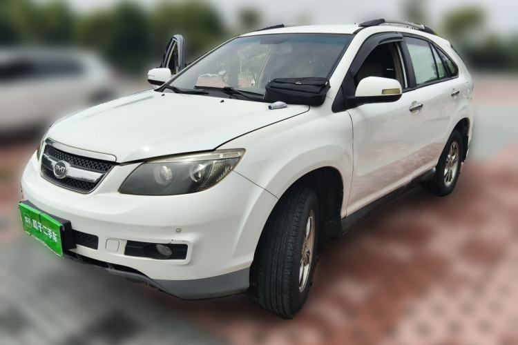 BYD S6 2011 2.0L Manual Luxury Version مستعملة Guazi used car, China used car export, Used car for sale, Used  cars, Cheapest cars for sale