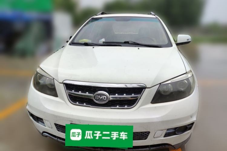 Used BYD S6 2011 2.0L Manual Luxury Version Front