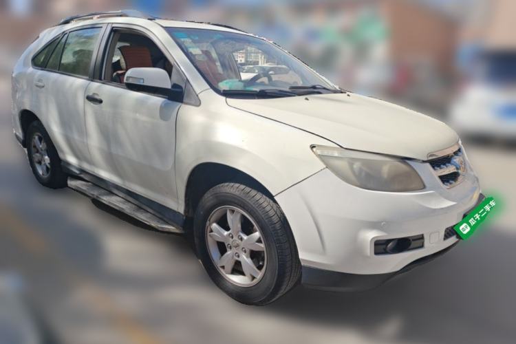 Used BYD S6 2011 2.0L Manual Luxury Version Front Right 45 Deg