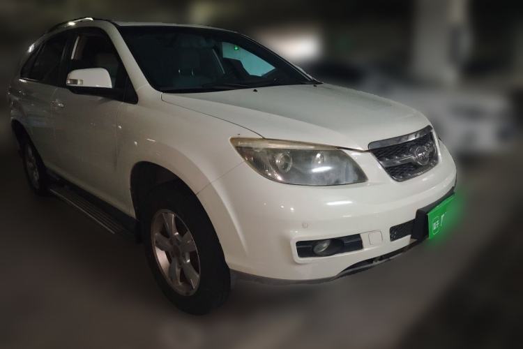 Used BYD S6 2011 2.0L Manual Luxury Version Front Right 45 Deg