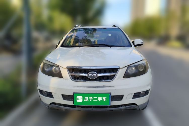 Used BYD S6 2011 2.0L Manual Luxury Version Front