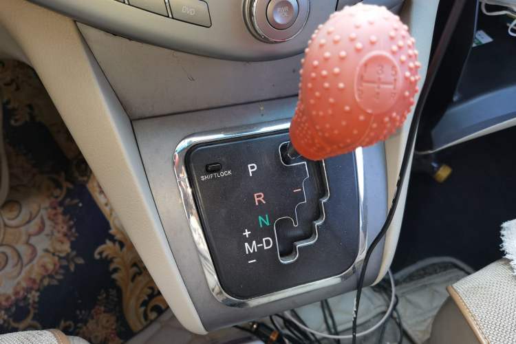 Used BYD S6 2011 2.4L Automatic Luxury Edition Gear Lever
